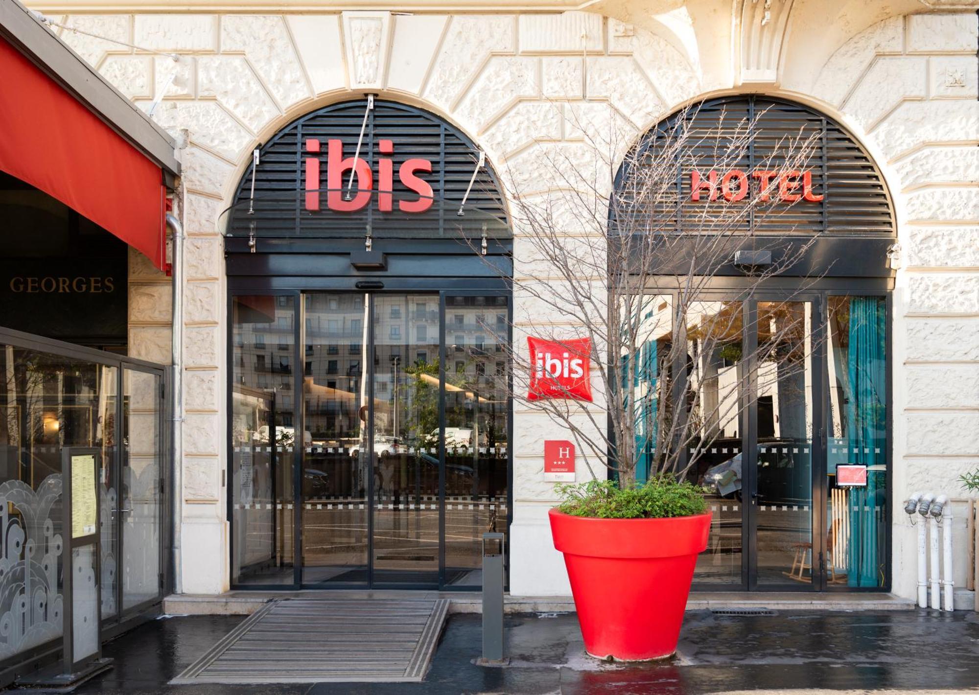 Готель Ibis Lyon Centre Perrache Екстер'єр фото